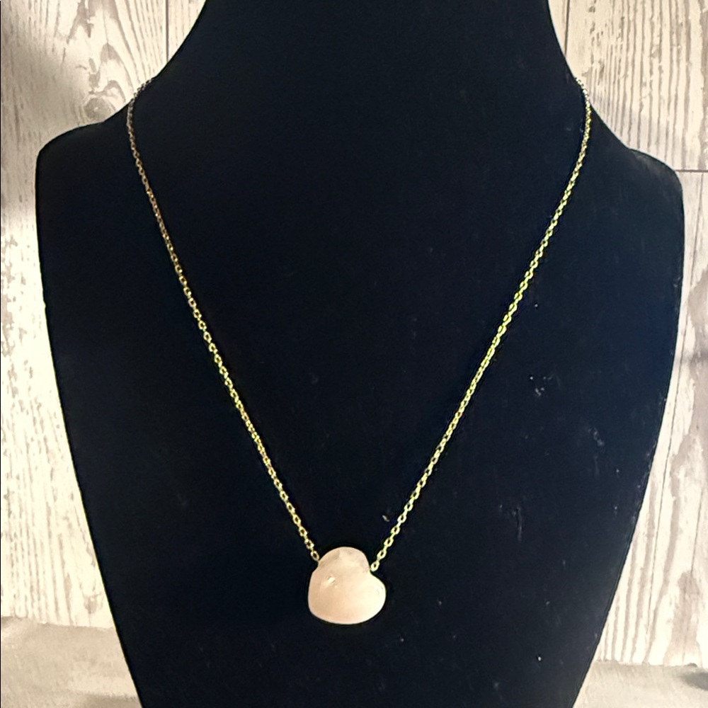 Elegant Gold Heart Pendant Necklace